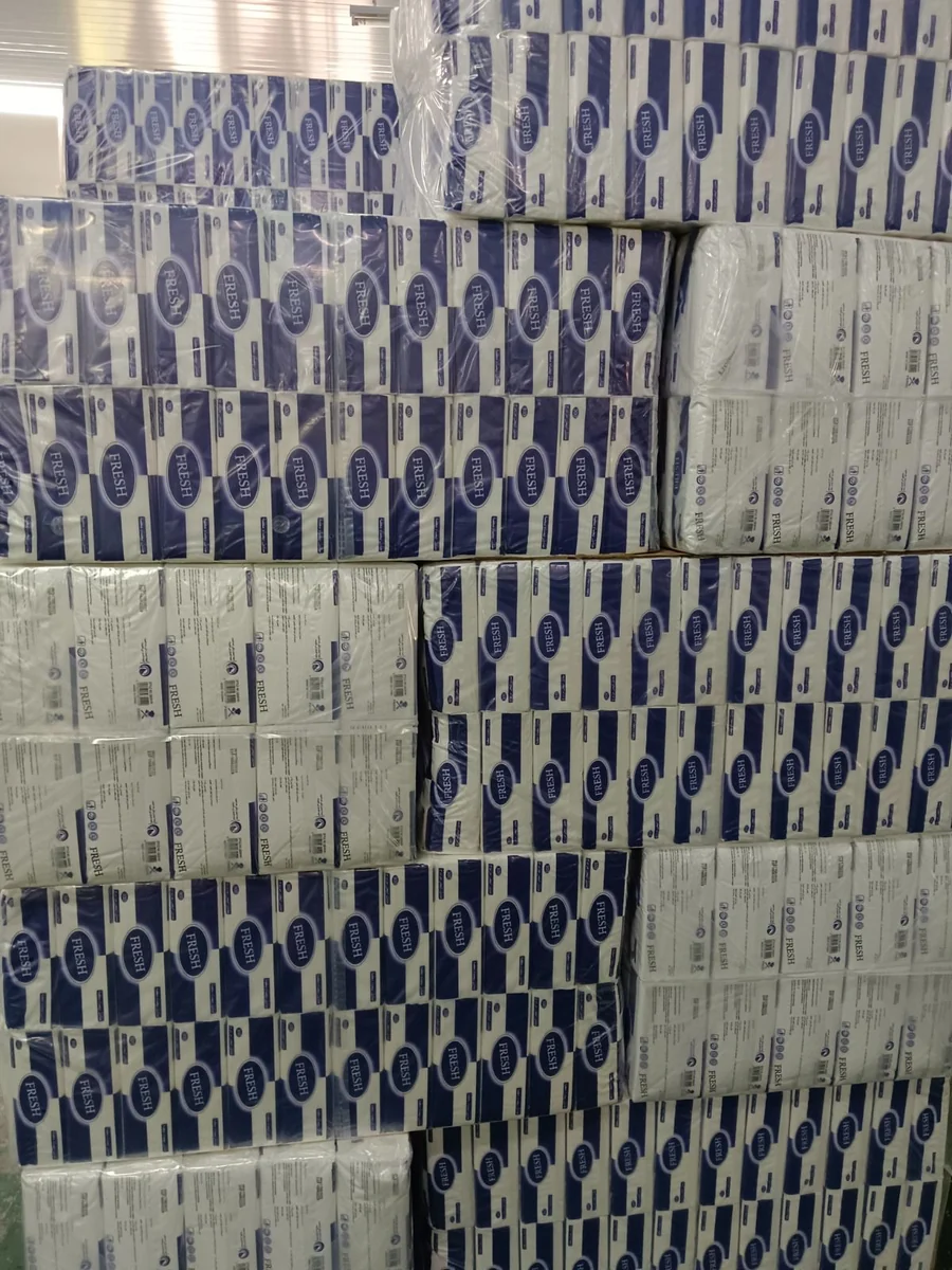 مجموعة من عبوات مناديل FRESH ضمن صور التوريد المرفقة